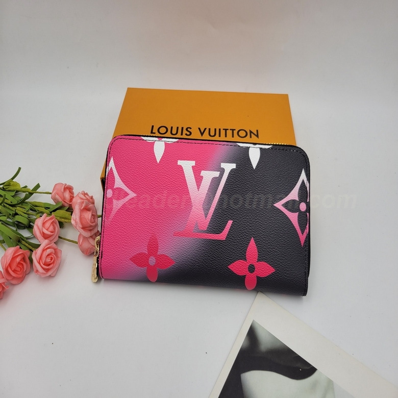 LV Wallets 58